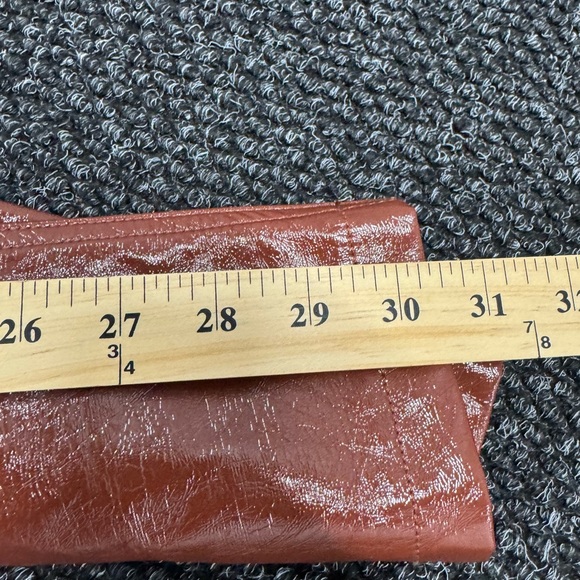 Abercrombie Curve Love 90s Straight Ultra High Rise Coated Faux Leather Pants 31 - Picture 5 of 7